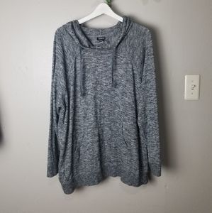 Torrid heathered grey long sleeves hoodie size 3